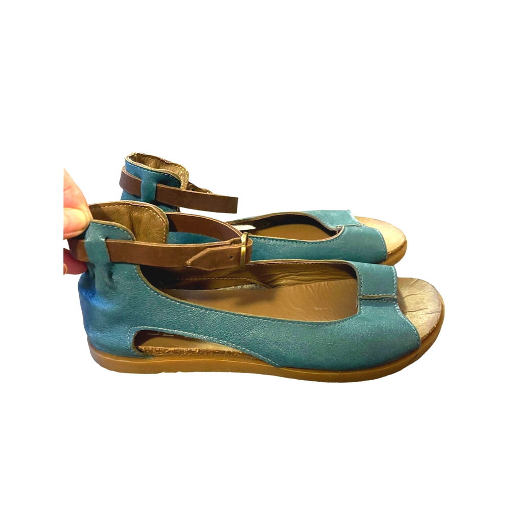 Anthropologie x Lili 7 Mill Italian Leather MUSK Sandals $289 Flats Teal Blue - Picture 3 of 8